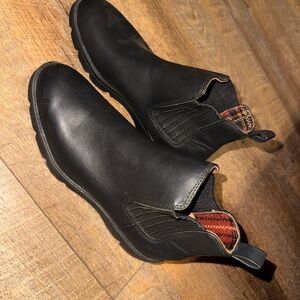 Black Leather Womens Chelsea Boots